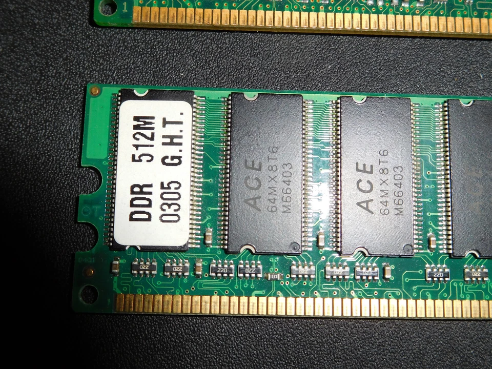 768MB of DDR SDRAM. 3 Modules 184 Pin. Free Shipping! - Image 4 of 4