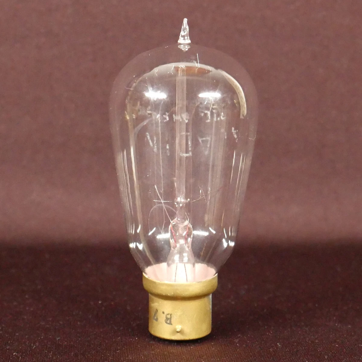 Lot D'ampoules Anciennes Françaises, Début à Fin XXème Siècle