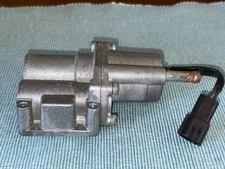 90-93 Mazda B2200 Pickup Truck Idle Air Control Valve F2G820660 OEM Tested