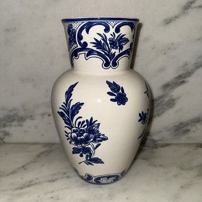 Tiffany & Co. Tiffany Delft Blue & White Floral Porcelain Vase, Portugal 1996