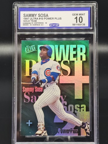 SAMMY SOSA 1997 FLEER ULTRA POWER PLUS GOLD TEAM #10 CUBS CCG 10 MINT