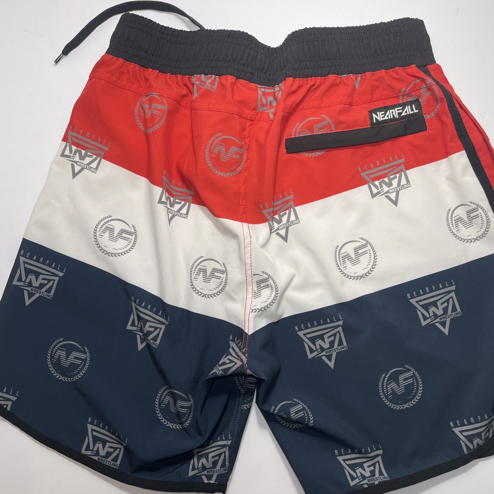 NEARFALL Wrestling MMA Shorts Mens Sz Medium Drawstring Elastic Red/White/Blue