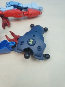 LEGO Ben 10 Alien Force Parts Lot - 8410 Swampfire & 8518 Jet Ray Figures