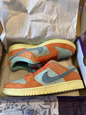 Size 9.5 - Nike Dunk SB Low Orange Emerald Rise