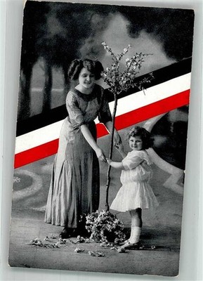38099937 - Mother Child Tree Black-White-Red 1916