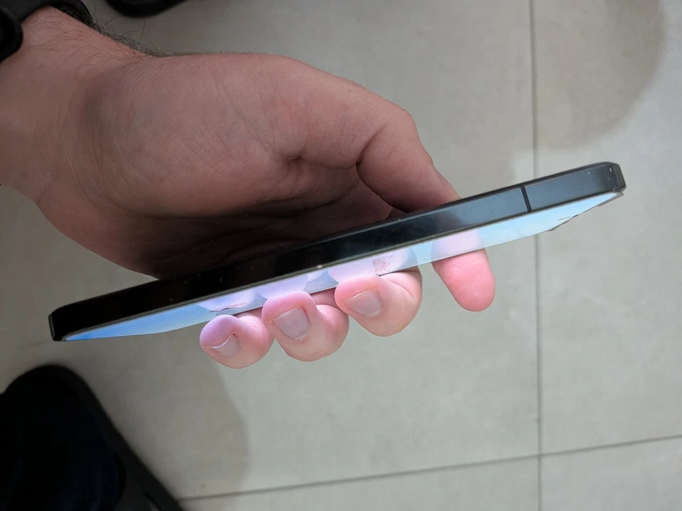 Xiaomi 13 · 256GB, foto 3 di 5