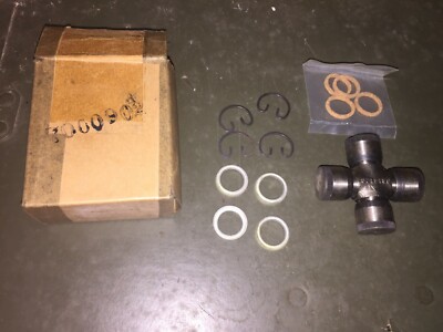 GMC CCKW G508 Hoist cylinder pump drive shaft lock nuts