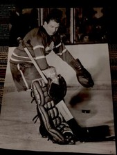 1953 HARRY LUMLEY NHL HOCKEY GOALIE PHOTO TORONTO MAPLE LEAFS GOALTENDER LEGEND 