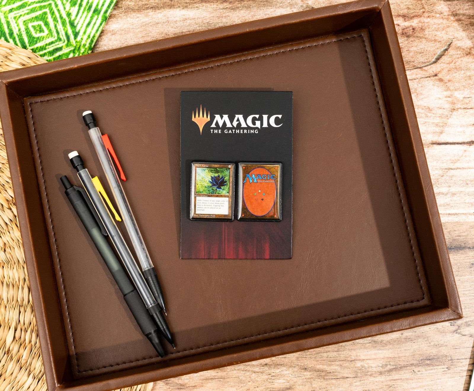Magic: The Gathering Black Lotus Card 2-Piece Enamel Pin Set view 4
