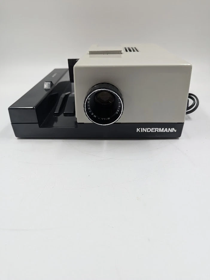 Kindermann Type 1300 Slide Projektor - Getestet, Powers On/Of , Hat Kratzern - Bild 1 von 4