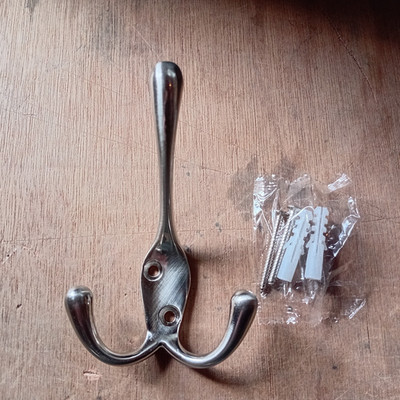 6 klassische dreifache Hut- & Kleiderhaken aus Satin-Nickel mit Befestigungen kostenloser Versand