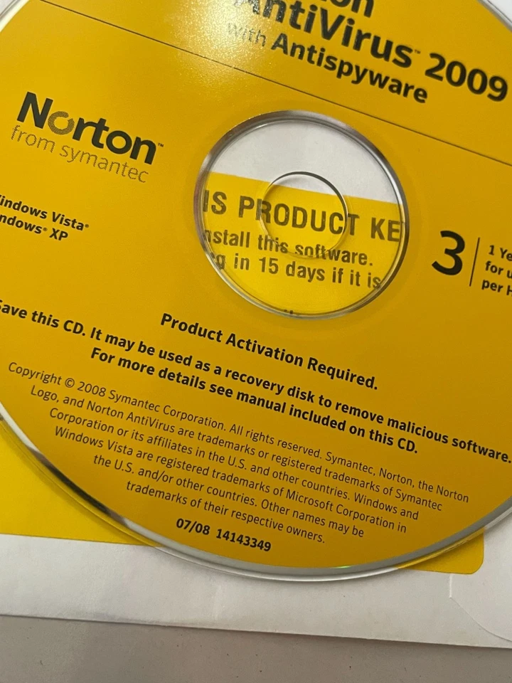 NORTON Internet Security 2009 AntiVirus AntiSpyware Identity Safe with product k - Image 3 of 4