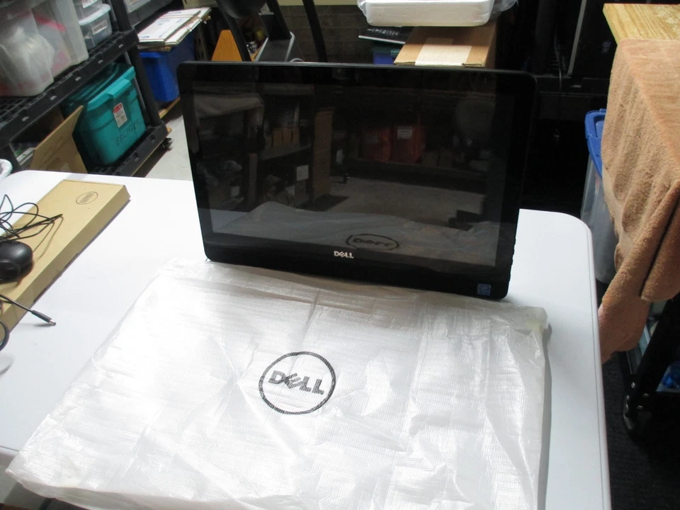 Dell Inspiron 20 AIO, Win 11 Home 500gig SSD 8gigDDR3 Touch Screen Used Lightyl! - Image 4 of 4