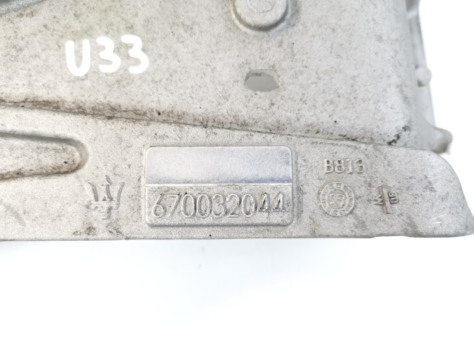 Maserati Levante 3.0 AWD 2017 Transmission Gearbox Mount Bracket 670032044 OEM