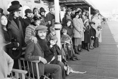 Jeff Banks wife Sandie Shaw with models 12th February 1973 Old tim- Old Photo 1