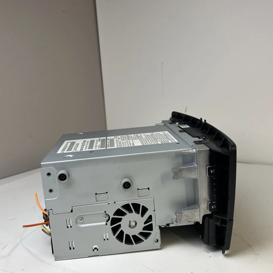 2012 MERCEDES BENZ ML350 COMMAND HEAD UNIT DVD CD AUDIO A1669000204 OEM - Image 4 of 4