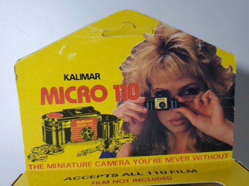 VINTAGE MICRO 110 KEY CHAIN CAMERA COIN HOLDER - Picture 3 of 7