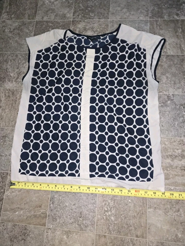 Blusa The Limited Mediana Mujer Azul/Blanco Sin Mangas Polkadot Camisa #927 Foto 3 de 4