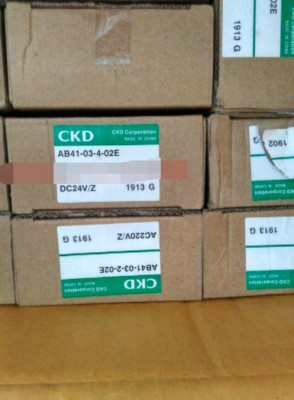 1PC  NEW   CKD  AB41-03-4-02E-DC24V   AB41-03-4-02E  DC24V  free  shipping
