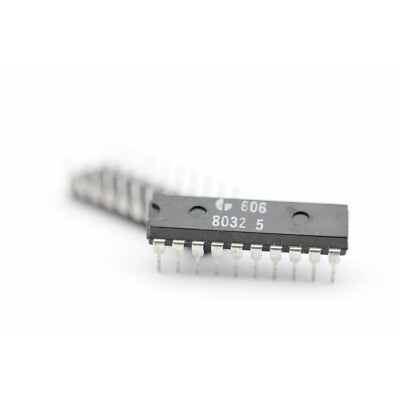 1x 606 DATA GENERAL INTEGRATED CIRCUIT NOS (New Old Stock) 1PC. C558AU4F200315