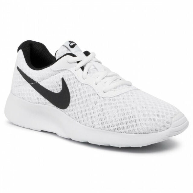 nike tanjun size 10