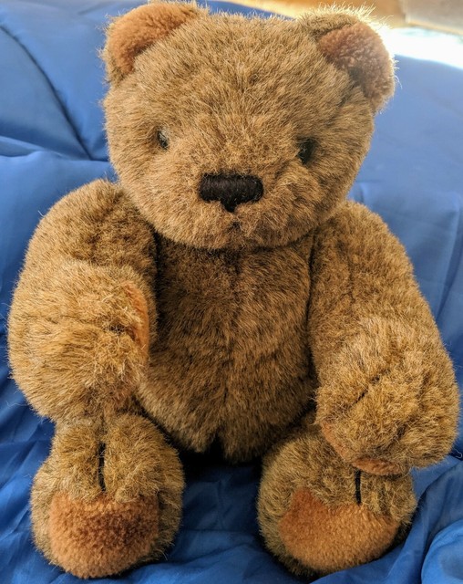 1983 Gund Collectors Classic Limited Edition Brown Jointed Teddy Bear 12