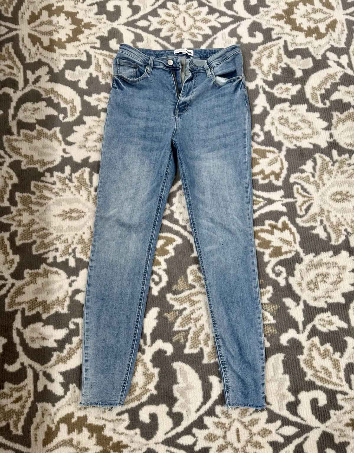 Fashion Nova - Women’s Blue Medium Wash Skinny Slim Fit Stretch Jeans Size 9