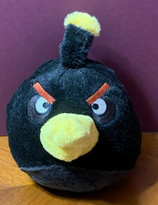 2010 COMMONWEALTH TOYS ANGRY BIRDS ROVIO BOMB PLUSH STUFFED ANIMAL