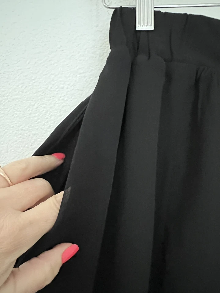 Falda Arthropolgie mirando las estrellas alta-baja en capas de gasa transparente talla S negra Foto 3 de 4