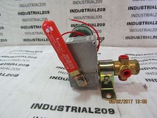 ASCO RED HAT 1/4'' 8310B40 SOLENOID VALVE NEW