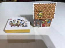 Peanuts Hallmark Christmas Cards in a Gingerbread House  with 20 Card Bonus Box