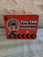 Tamagotchi TinyTAN HugmyTamagotchi V ver. Vinyl Hugmy V With Nano
