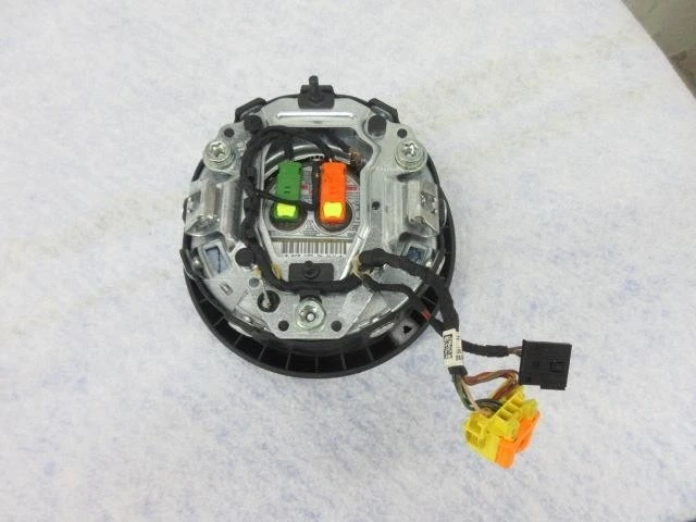 AUDI TT 2008-2009-2010-2011-2012-2013-2014 OEM Airbag steering wheel DRIVER LEFT - Imagem 2 de 4