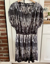 Express L Gray White Black Abstract V-Neck Dolman Short Sleeve Mini Dress