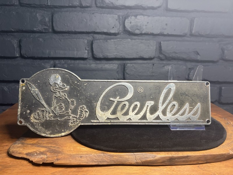 Rare Vintage Peerless Metal Truck Emblem Roadrunner Semi Truck Logo👀