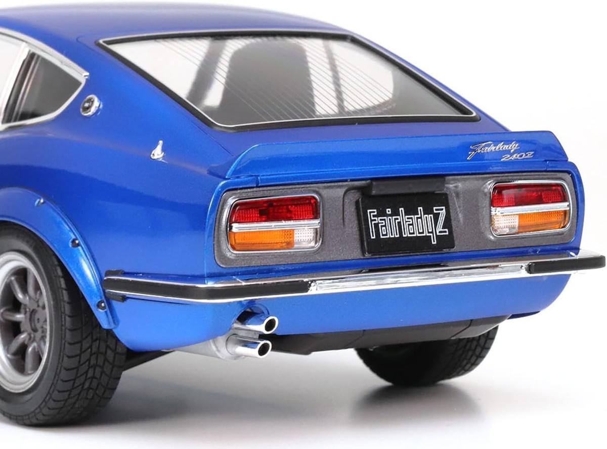 TAMIYA 1/24 NISSAN Fairlady DATSUN 240Z STREET-CUSTOM Model