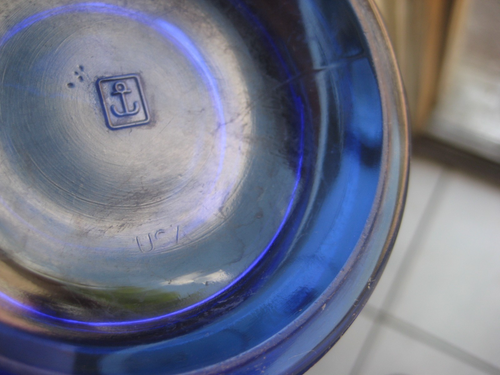 Vintage ** ANCHOR HOCKING *** Large Cobalt Blue Glass Pedestal Mug USA - Picture 5 of 6