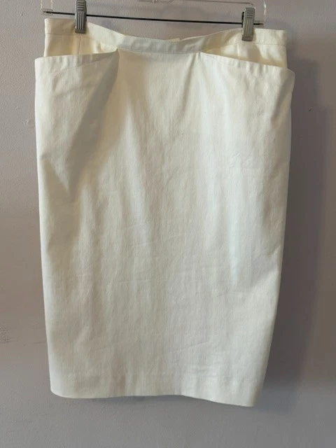 agnes b White Women's Skirt with Pockets
Opens in a new window or tab