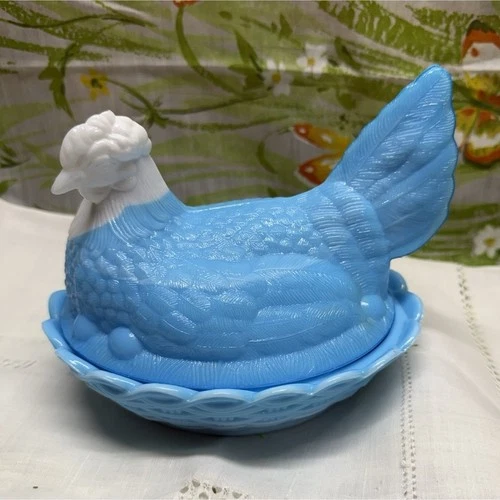 Vintage Westmoreland Blue Slag Milk Glass Hen On Best
