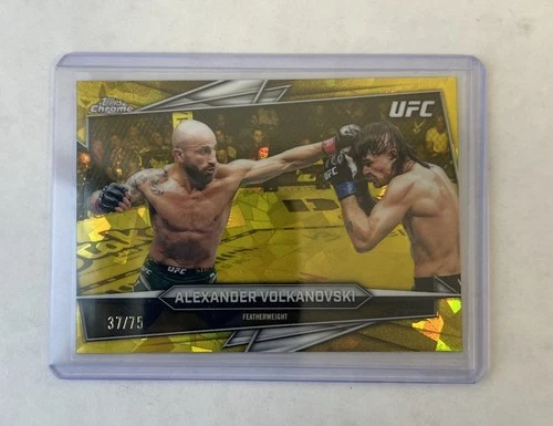 2026 Topps Chrome UFC Sapphire Alexander Volkanovski #30 Yellow Refractor /75