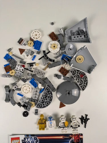 Lego Star Wars: Episode 4-6: Droid Escape Set 9490 - w/ Instructions