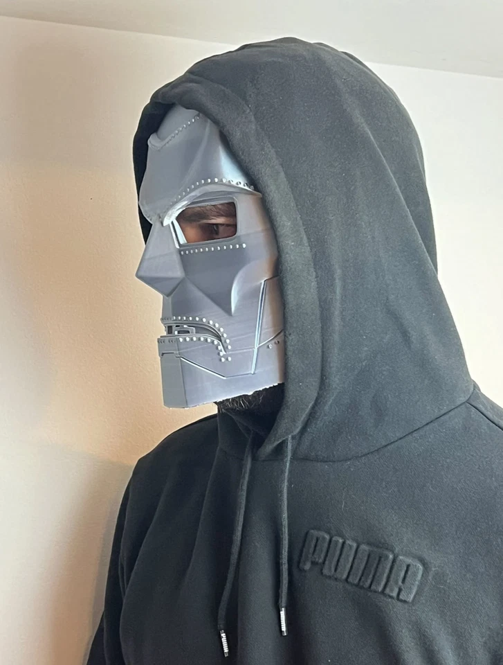 Dr. Doom Mask – High-Quality 3D Printed Cosplay Helmet - Image 3 of 4