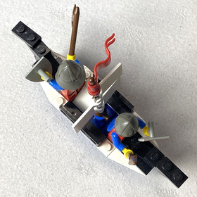 Lego Castle 6017 King's Oarsmen  Complete w/ 1 Broken Sail