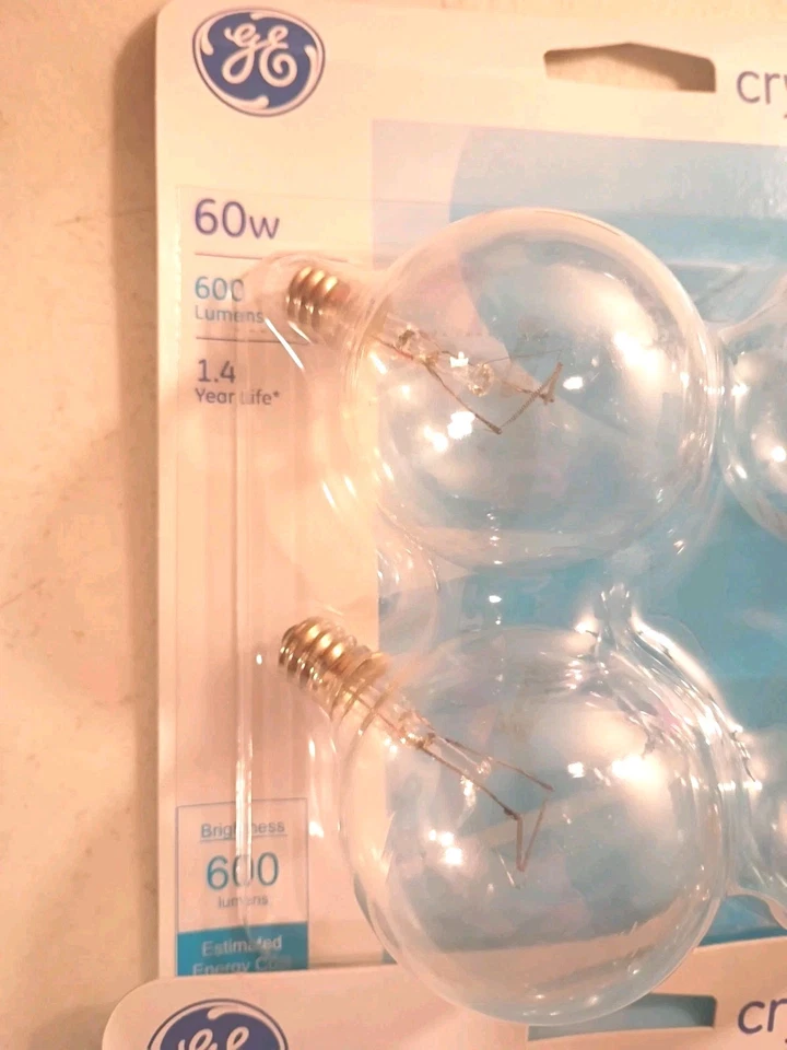 3 Packs Of 4 GE G16.5 Candelabra Base Bulbs Crystal Clear 60W 12 Bulbs - Image 3 of 4