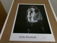 Vintage Original Linda Ronstadt 1978 Concert Photo Poster--17"x23"