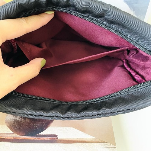 Gucci Beauty Zip Cosmetic Bag - Picture 5 of 5