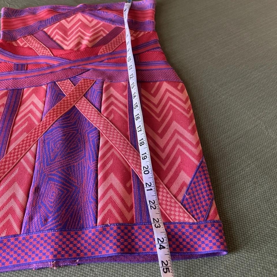 Herve Leger Strapless Bodycon Bandage Dress Size Large - Image 3 of 4