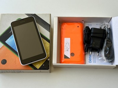 Genuine Nokia Lumia 530 DS Dual SIM   White   Unlocked   Old Stock   Boxed