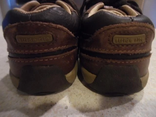 toddler boys black/brown leather Stride Rite "Tumble" shoes size 4 wide so cute! - Image 4 of 4