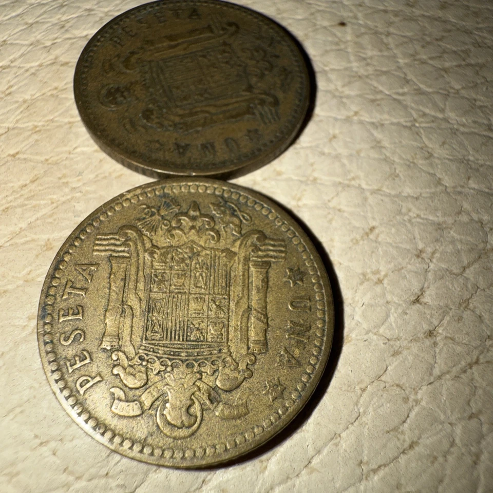 Spain 1 Peseta 1963 And 1947 - Image 2 of 2